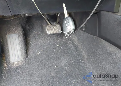 2013 Toyota Rav4 Le from USA, damaged, VIN 2T3BFREV8DW016951